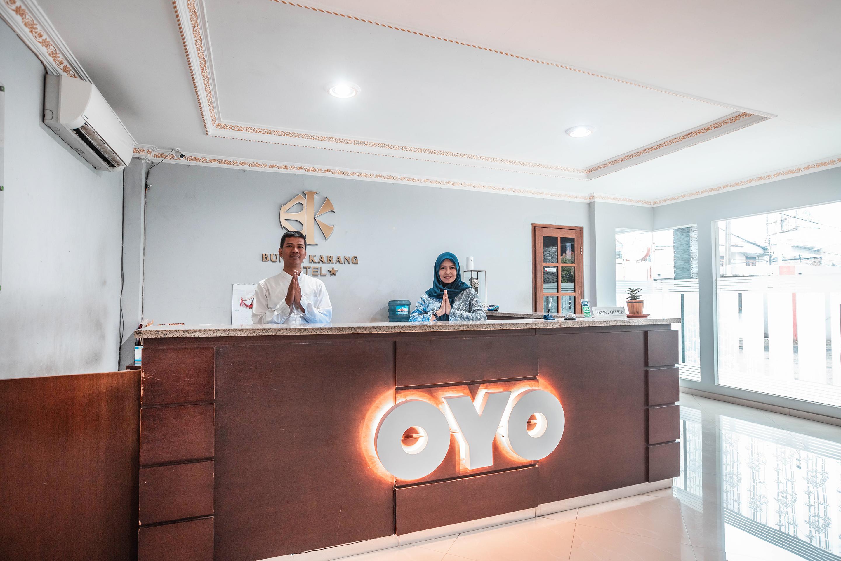 Super Oyo 686 Bunga Karang Hotel Bekasi Esterno foto